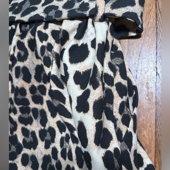 Leopard Zara Shorts With Belt Small - Picture 2 of 5